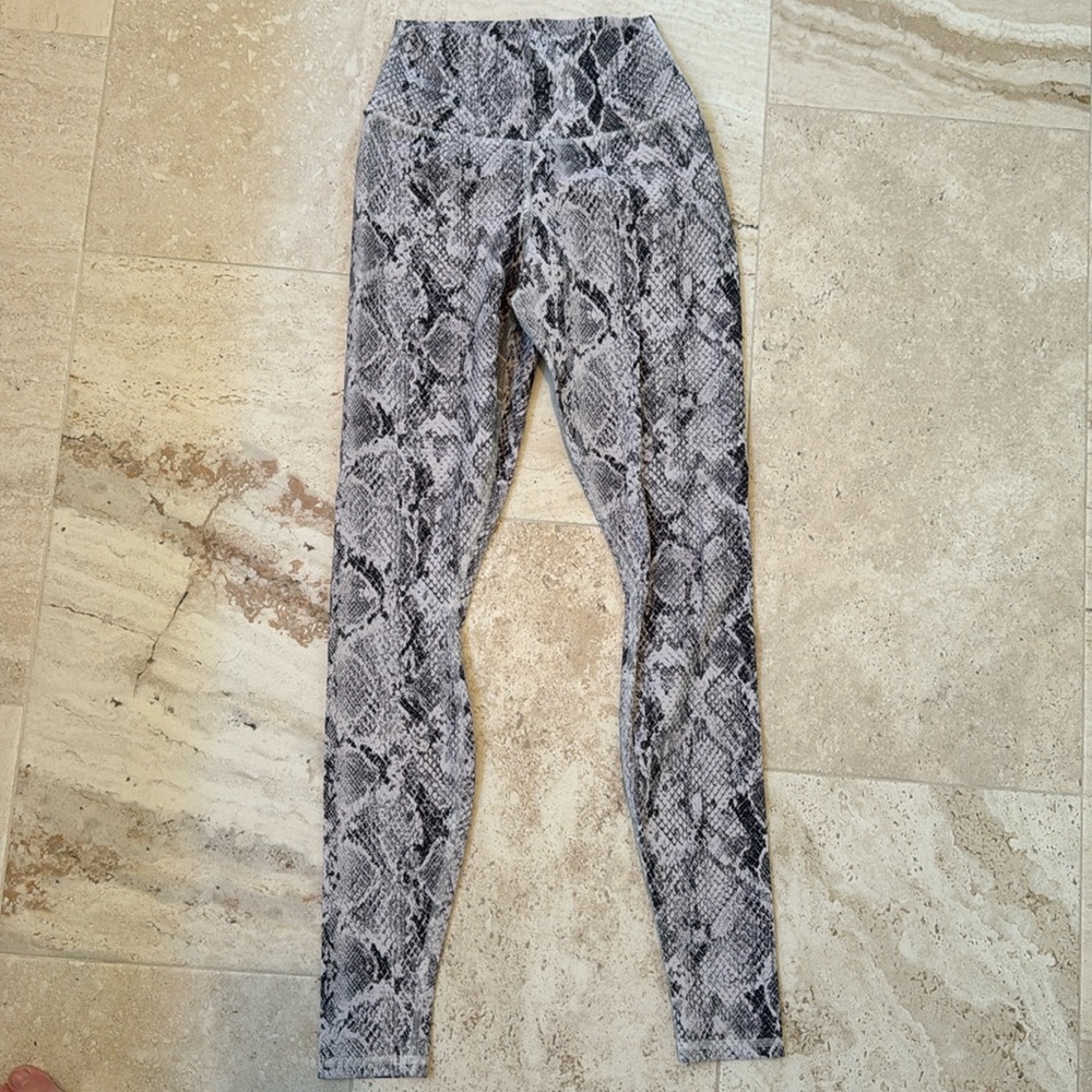 Alo Full Length leggings